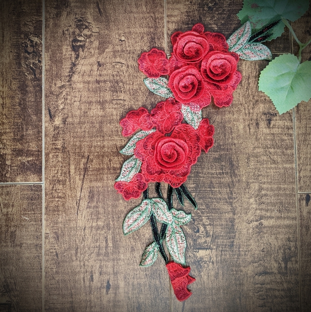 3D embroidered lace applique rose